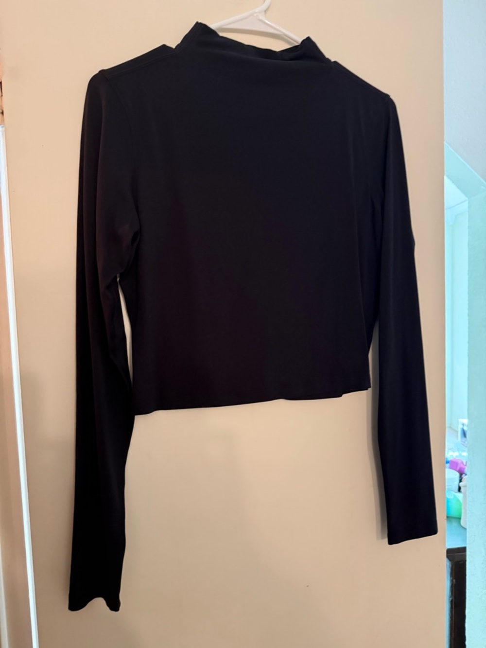 Lululemon cropped long sleeve